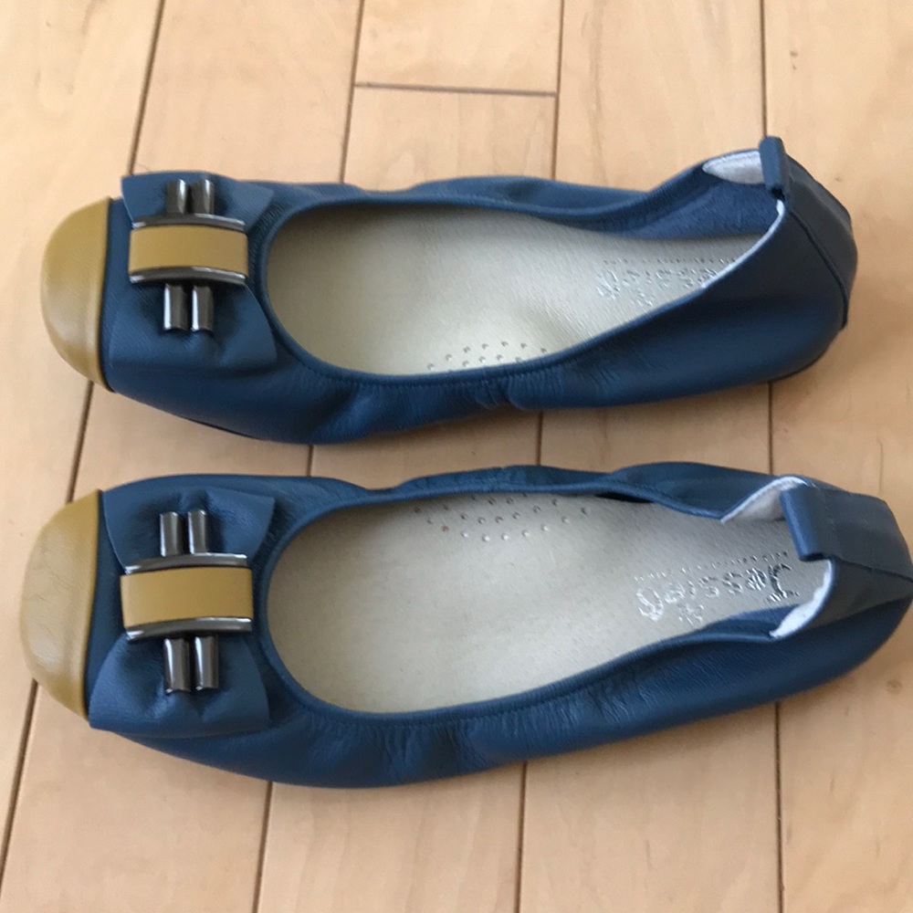 Women flat shoes